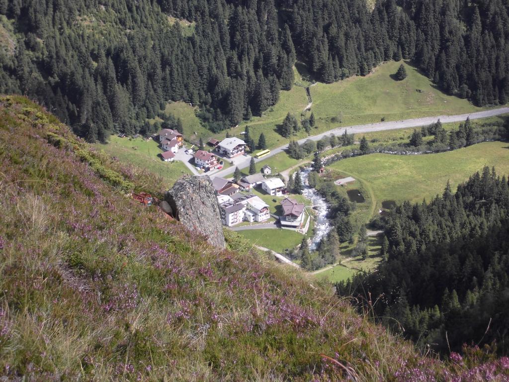 Haus Waldheim Hotel Sankt Leonhard im Pitztal Exterior photo